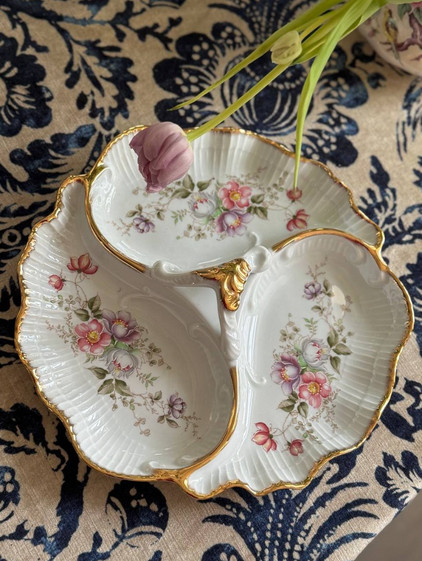 Фарфоровая Кабаретка PORCELAINS de LIMOGES FRANCE