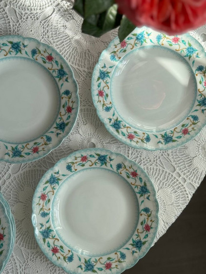 Тарелка закусочная  от легендарного Фарфорового Дома  HAVILAND Limoges France